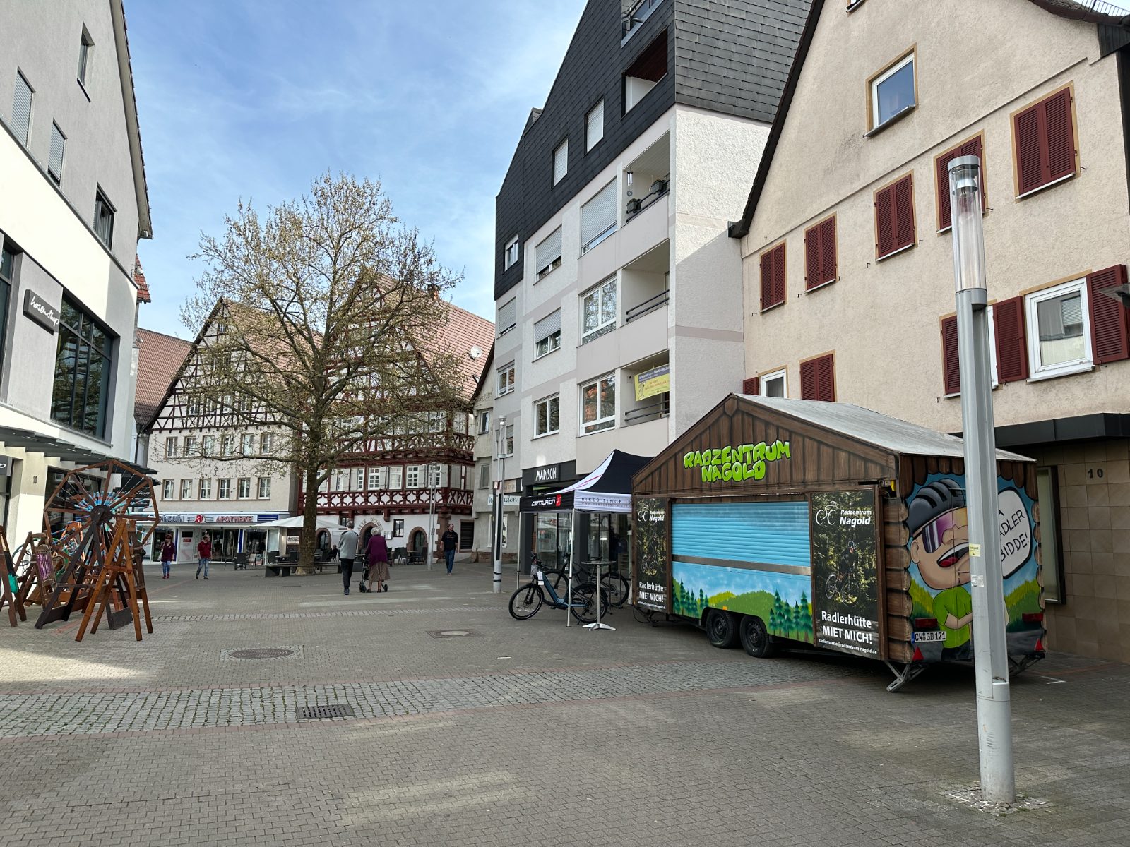 Die Radlerhütte vor dem Radzentrum Nagold